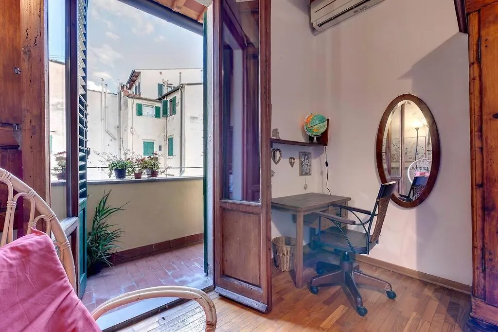 Pepi Apartment With Terrace Florence Italy