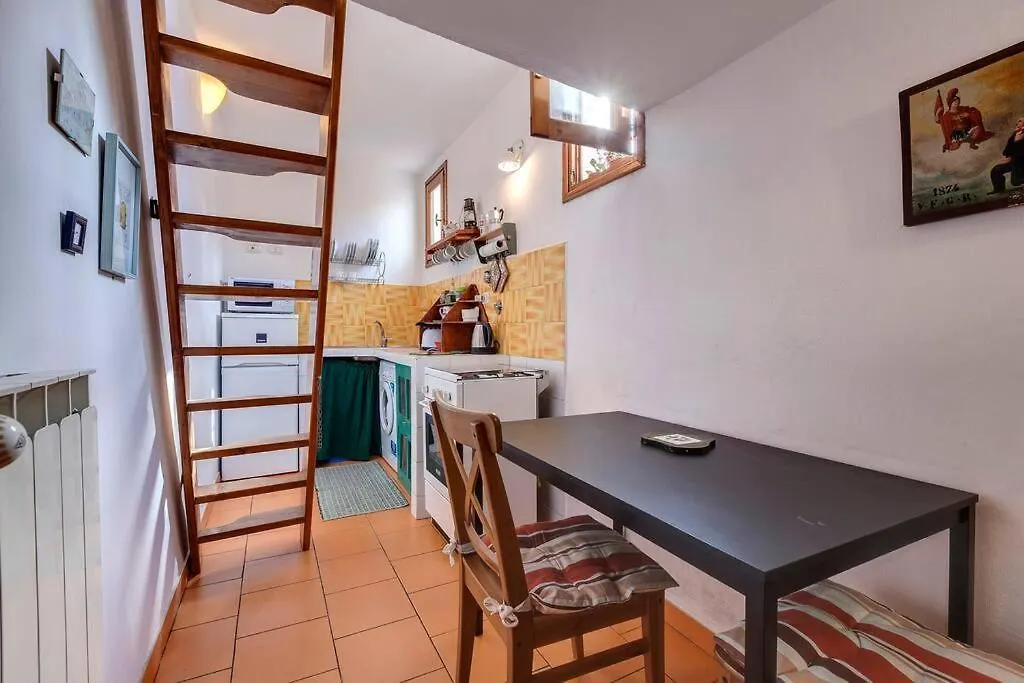 Pepi Apartment With Terrace Florence